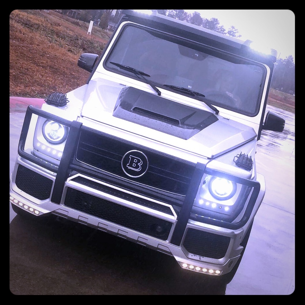 Meet your Posher, Beaux